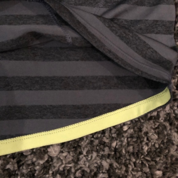 CHAMPION ladies t-shirt. EUC - Picture 3 of 6